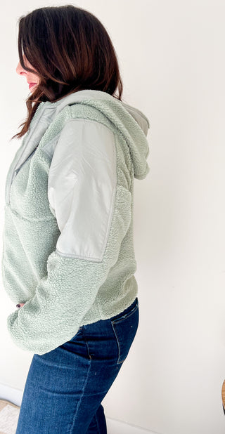 Hayli Zip-up Jacket