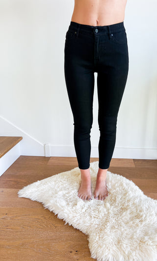 Black High Rise Ankle Skinny