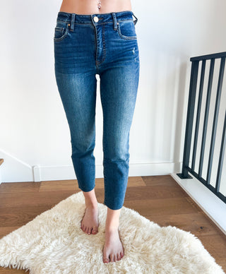 Reese High Rise Ankle Straight Medium Wash